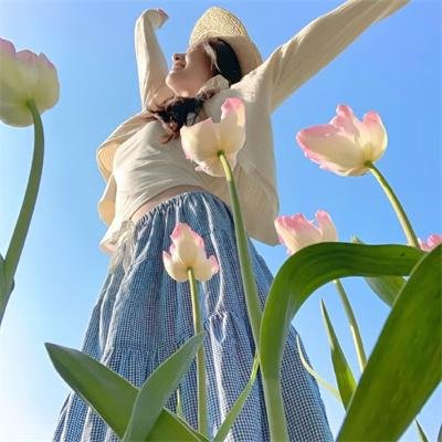 男人与婴儿